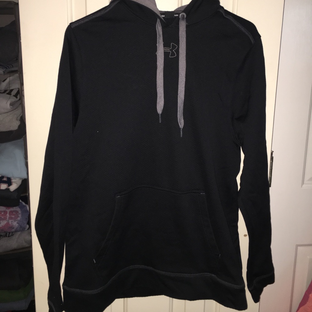 Black under armor hoodie